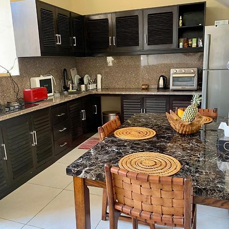 Bali, Kuta, De Kubu Villa No1 Legian Dış mekan fotoğraf