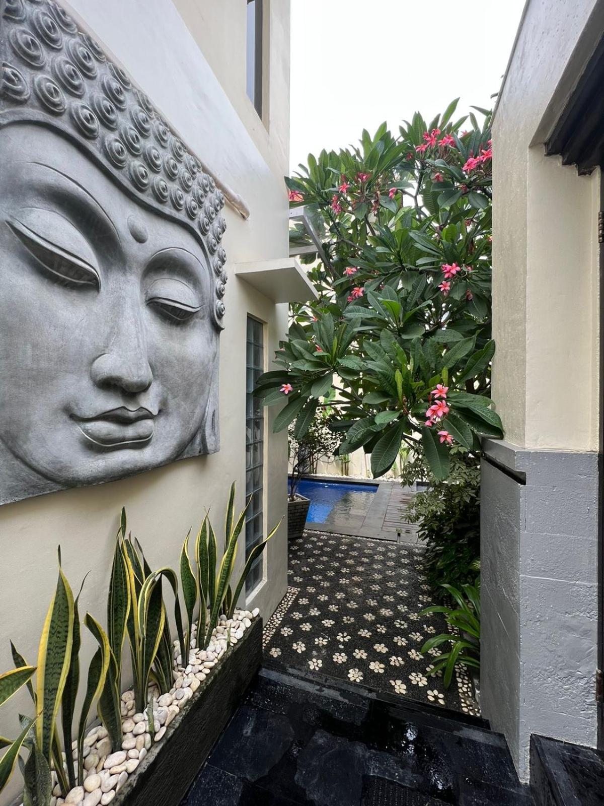 Bali, Kuta, De Kubu Villa No1 Legian Dış mekan fotoğraf